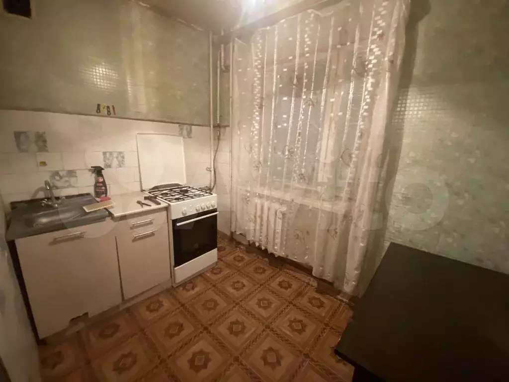 2-к. квартира, 40 м, 1/4 эт. - Фото 0