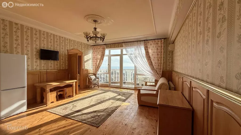 2-комнатная квартира: Ялта, Загородная улица, 17В (59 м) - Фото 1