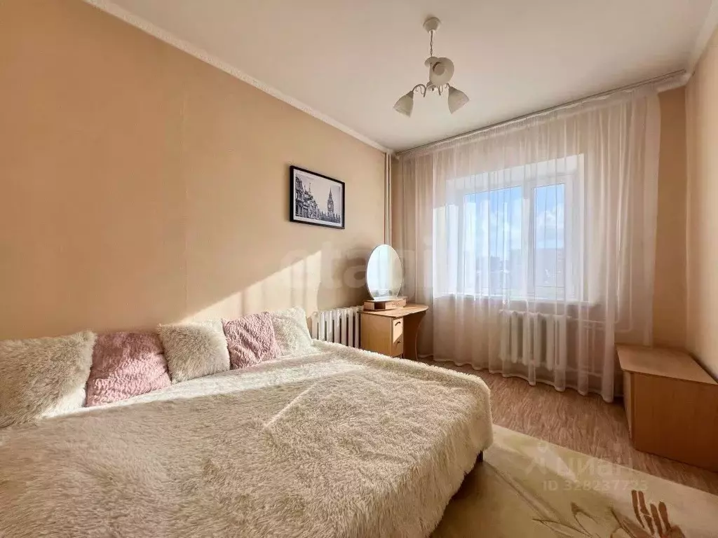 2-к кв. Тюменская область, Тюмень ул. Монтажников, 8 (57.7 м) - Фото 1