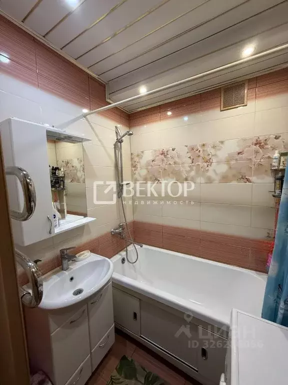 3-к кв. Ивановская область, Иваново ул. 3-я Чайковского, 6А (64.0 м) - Фото 0