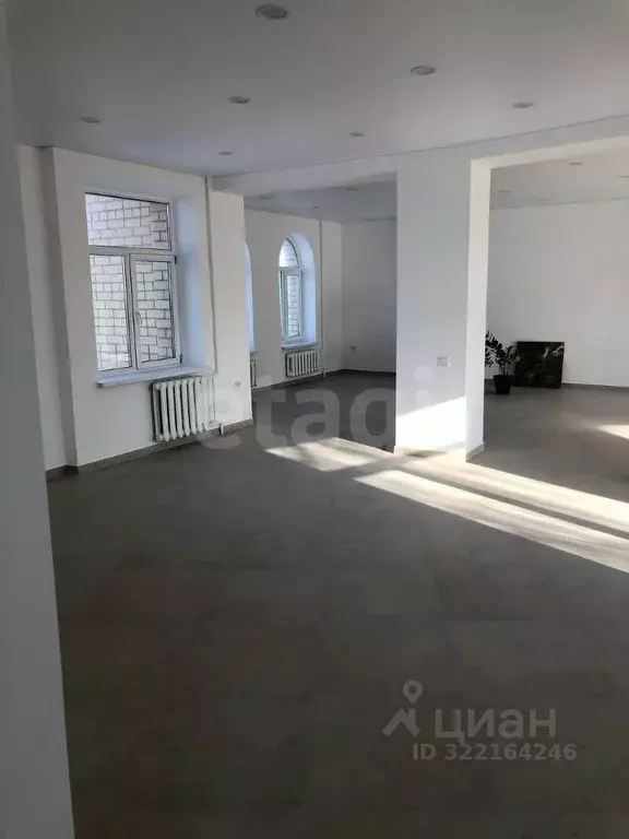 Офис в Кировская область, Киров ул. Альберта Лиханова, 32 (123 м) - Фото 1