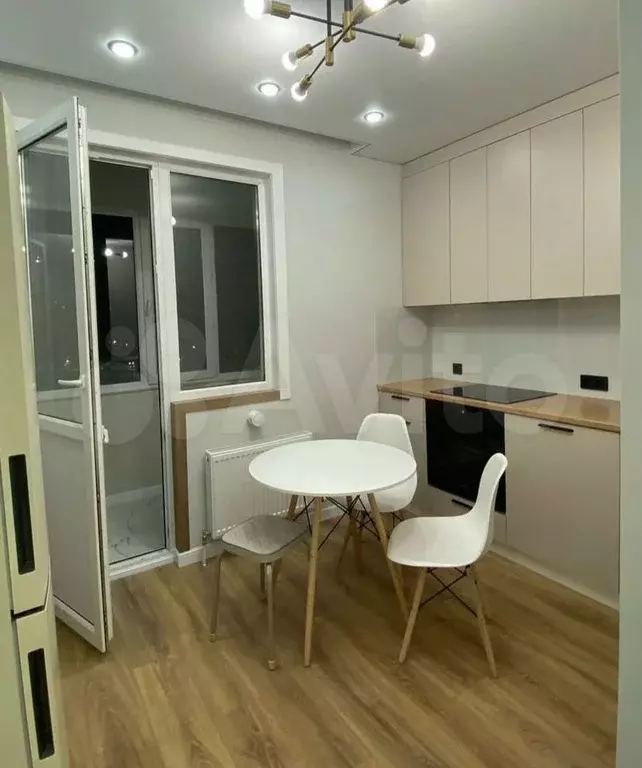 2-к. квартира, 45 м, 8/17 эт. - Фото 1