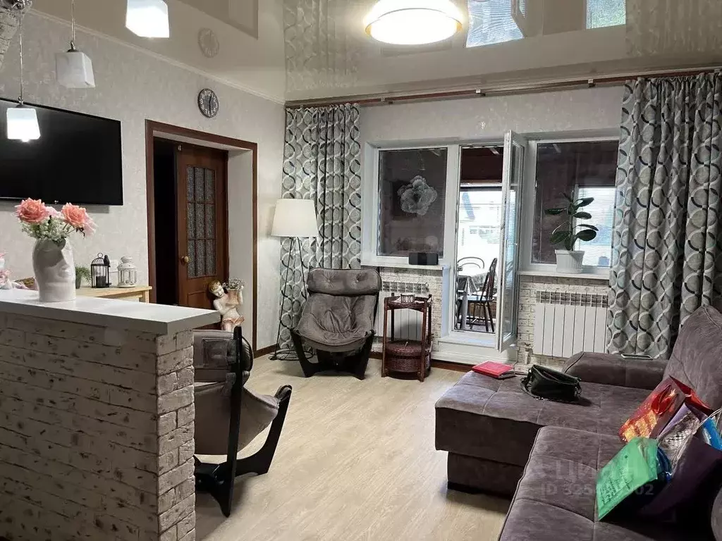 Дом в Челябинская область, Кыштым ул. Карла Либкнехта, 244 (198 м) - Фото 2