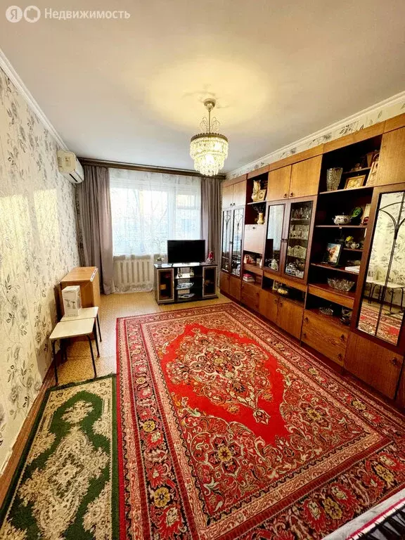 3-комнатная квартира: Хабаровск, микрорайон Амуркабель, ... - Фото 0