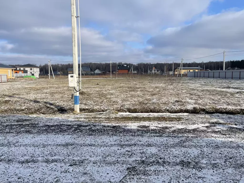Участок в Московская область, Домодедово городской округ, д. Матчино  ... - Фото 0