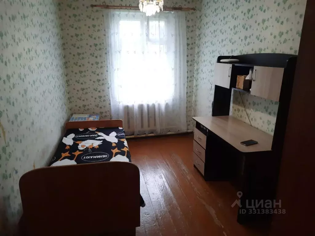 3-к кв. Оренбургская область, пос. Саракташ ул. Мира, 13 (55.2 м) - Фото 1