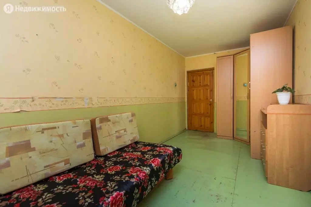 4-комнатная квартира: Уфа, Комсомольская улица, 161к1 (70.8 м) - Фото 0