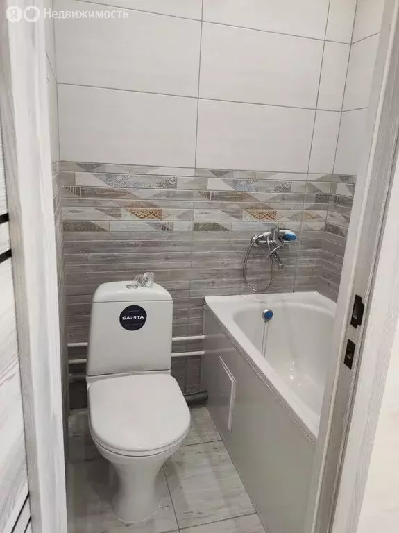 Квартира-студия: Томск, проспект Фрунзе, 120А (19 м) - Фото 0