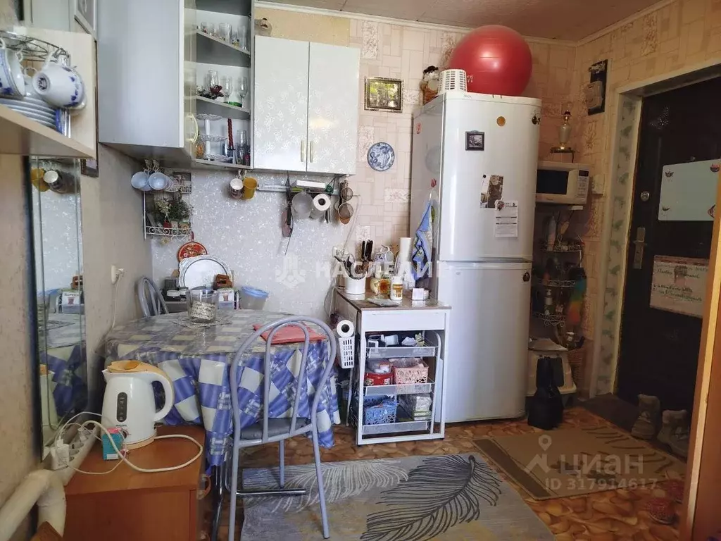Комната Ростовская область, Каменск-Шахтинский ул. Ворошилова (16.5 м) - Фото 0