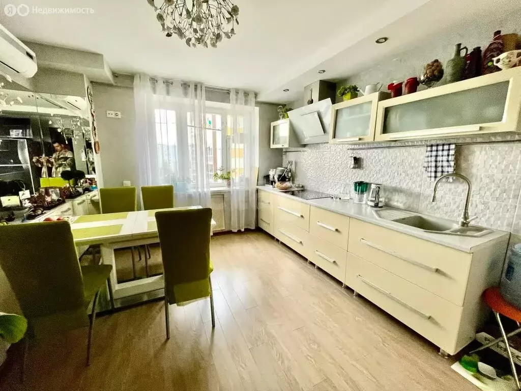 3-комнатная квартира: Сыктывкар, Советская улица, 2/2 (88.6 м) - Фото 0