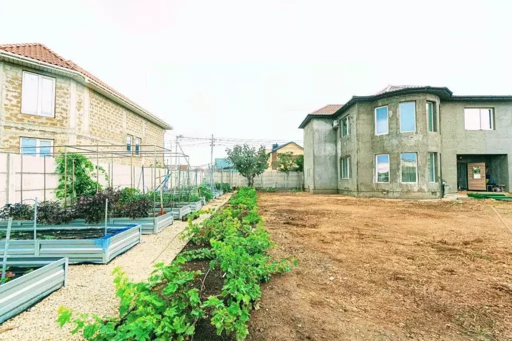 Помещение свободного назначения в Севастополь ИЖЗ Ахтиар ТСН, ул. ... - Фото 1