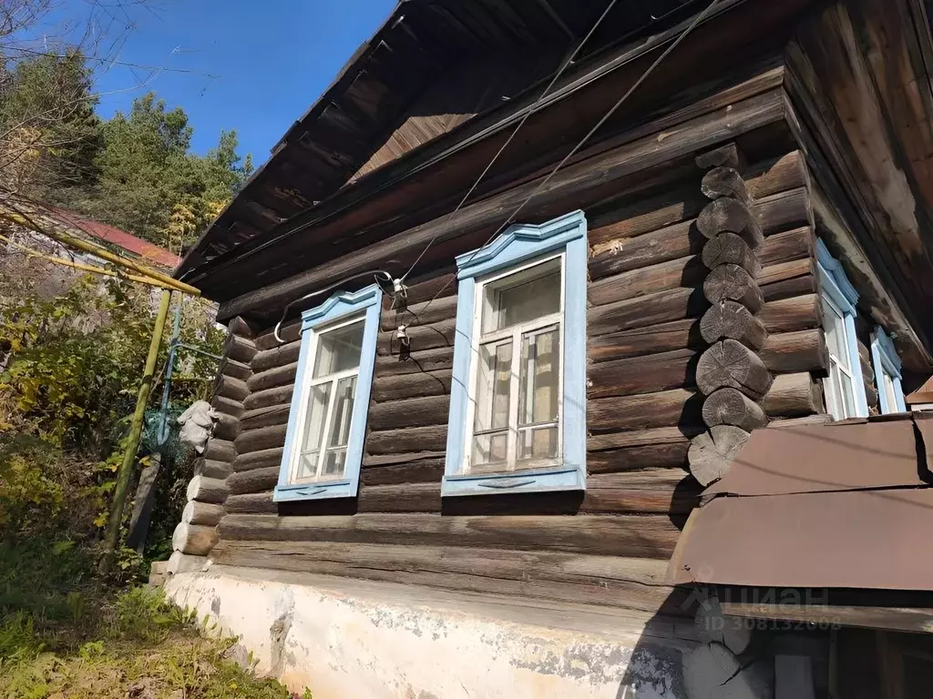 Дом в Башкортостан, Белорецк Школьная ул., 33 (20 м) - Фото 1