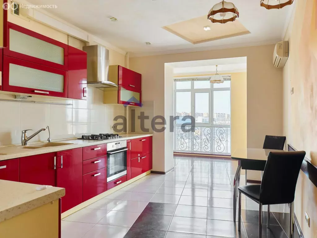 3-комнатная квартира: Казань, улица Габдуллы Кариева, 5 (102 м) - Фото 1