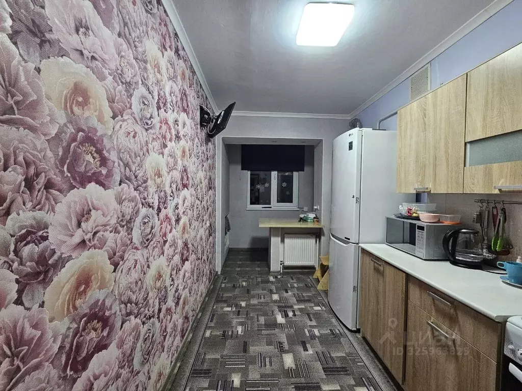 2-к кв. Краснодарский край, Абинск Нефтепромысловая ул., 58 (50.0 м) - Фото 1