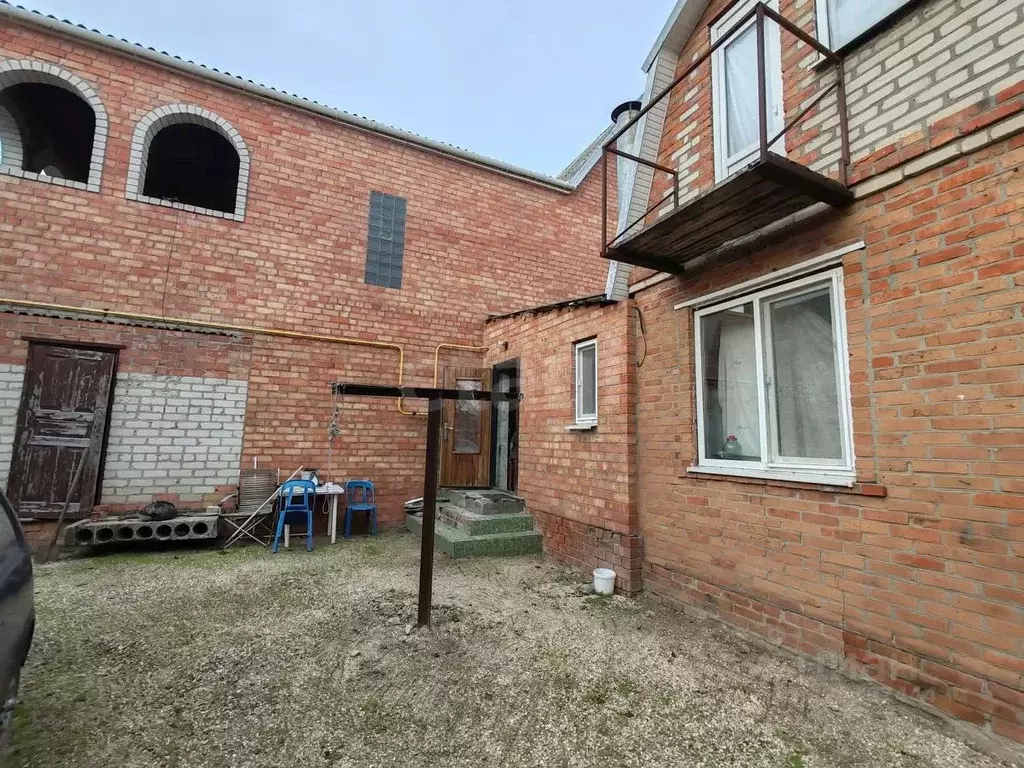 Дом в Краснодарский край, Ейск ул. Грушевая (150 м) - Фото 1