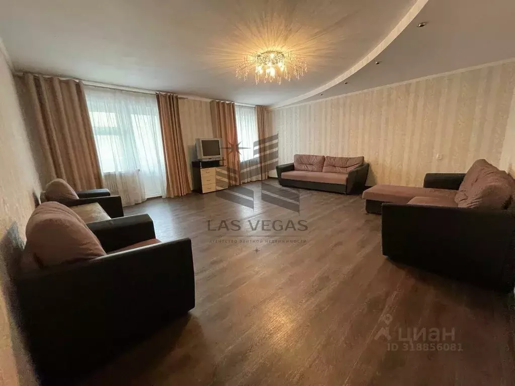 4-к кв. Татарстан, Казань ул. Восстания, 84 (140.0 м) - Фото 0
