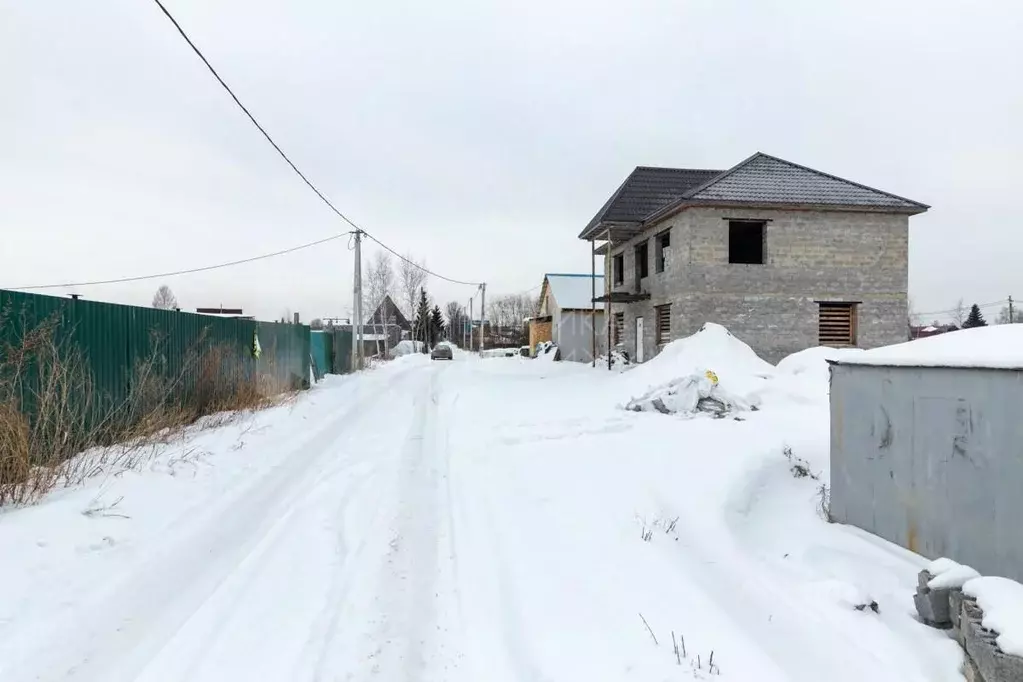 Участок в Тюменская область, Тюмень Якорь садовое товарищество, ул. ... - Фото 1