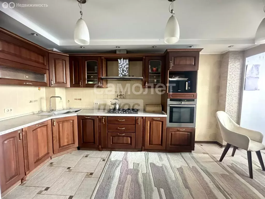 3-комнатная квартира: Брянск, улица Медведева, 56 (89.4 м) - Фото 1