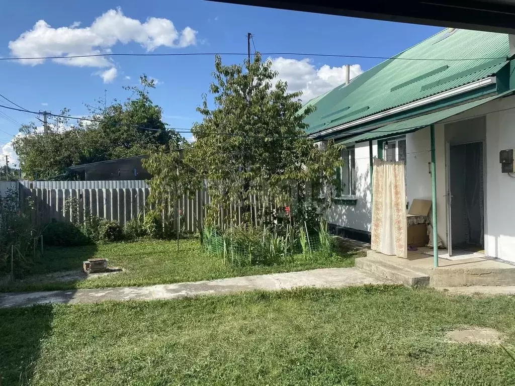 Таунхаус в Адыгея, Майкопский район, Победенское с/пос, пос. Совхозный ... - Фото 1