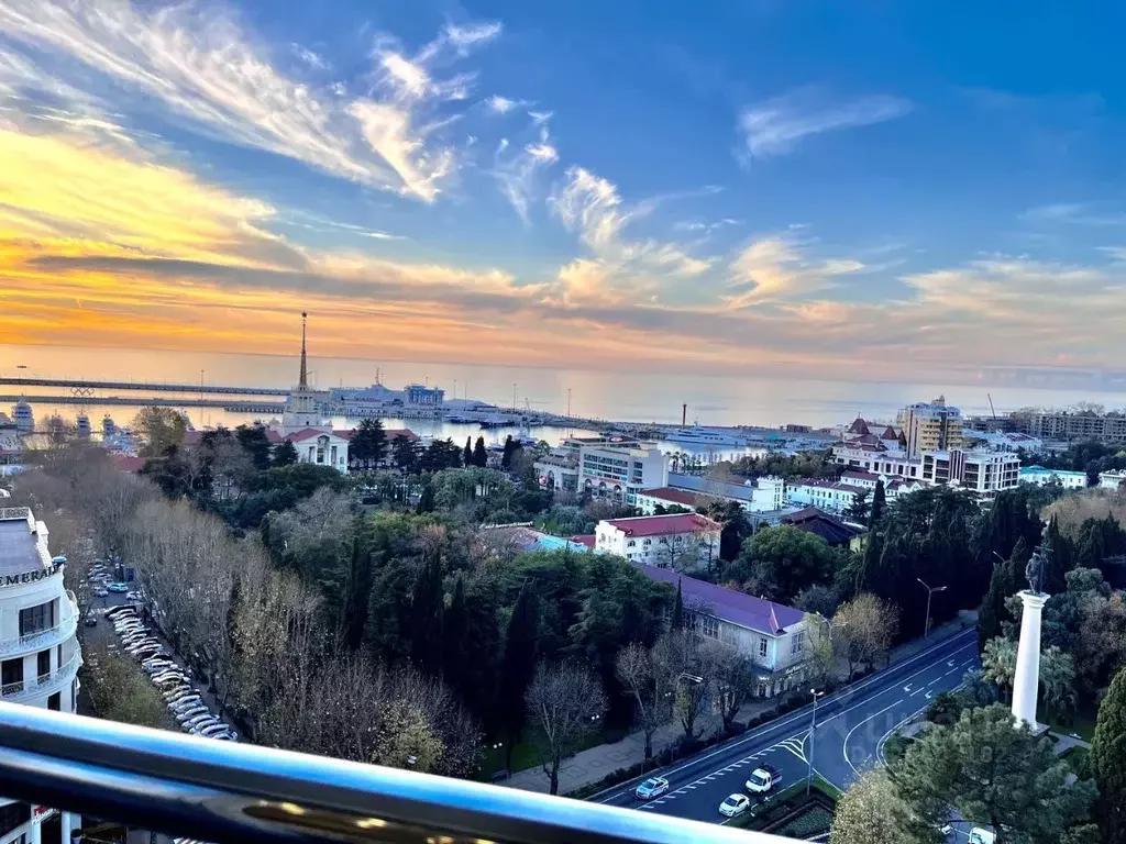 2-к кв. Краснодарский край, Сочи Центральный мкр, ул. Первомайская, 1 ... - Фото 1