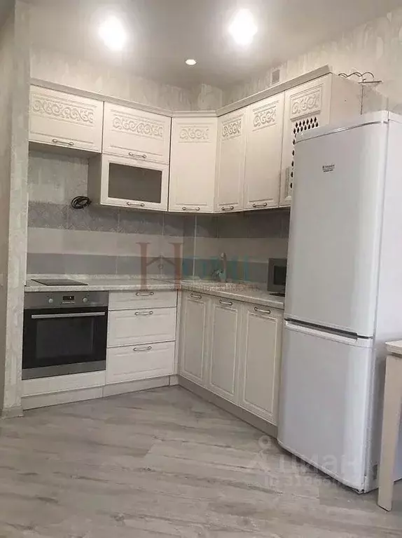 1-к кв. Новосибирская область, Новосибирск ул. Коминтерна, 118 (45.0 ... - Фото 0