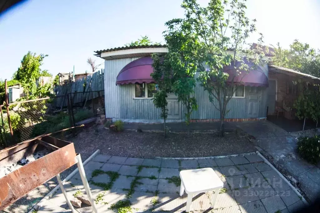 Дом в Краснодарский край, Ейск ул. Победы, 150 (15 м) - Фото 1