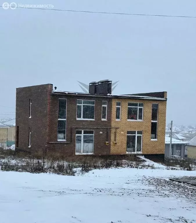 Дом в село Высокая Гора, улица Марии Кузнецовой (100 м) - Фото 1