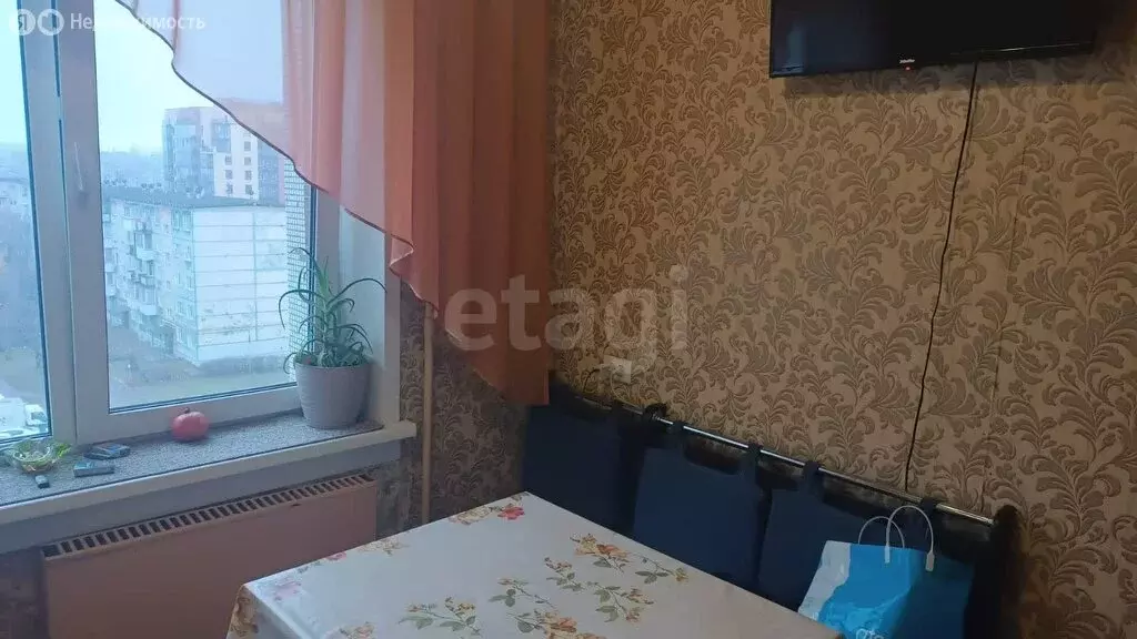 3-комнатная квартира: Новосибирск, улица Макаренко, 22 (63.5 м) - Фото 0