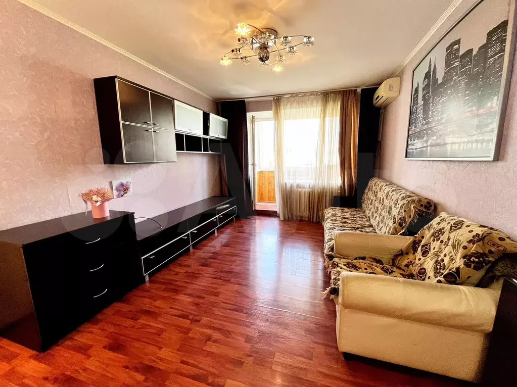 1-к. квартира, 32 м, 6/9 эт. - Фото 0