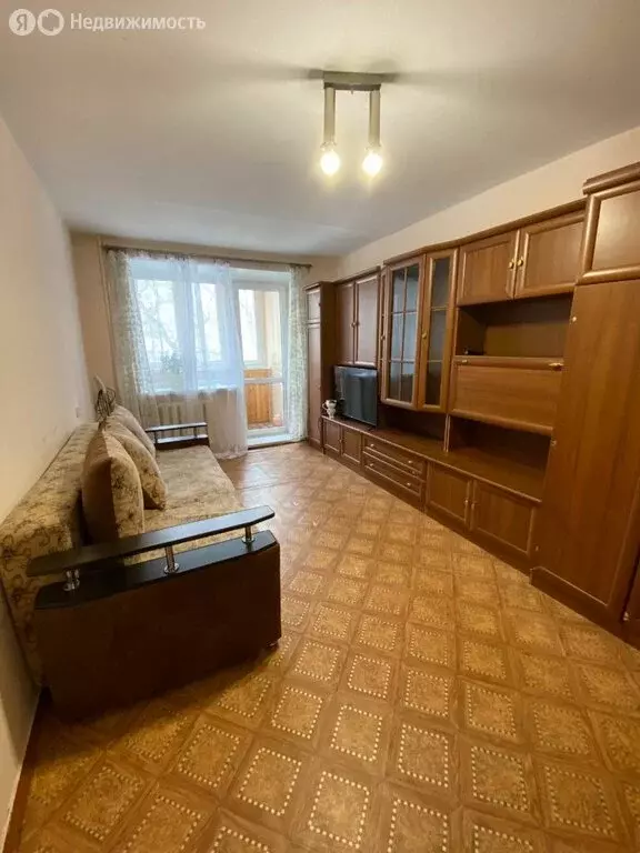 2-комнатная квартира: Чебаркуль, улица Крылова, 8А (40.4 м) - Фото 2