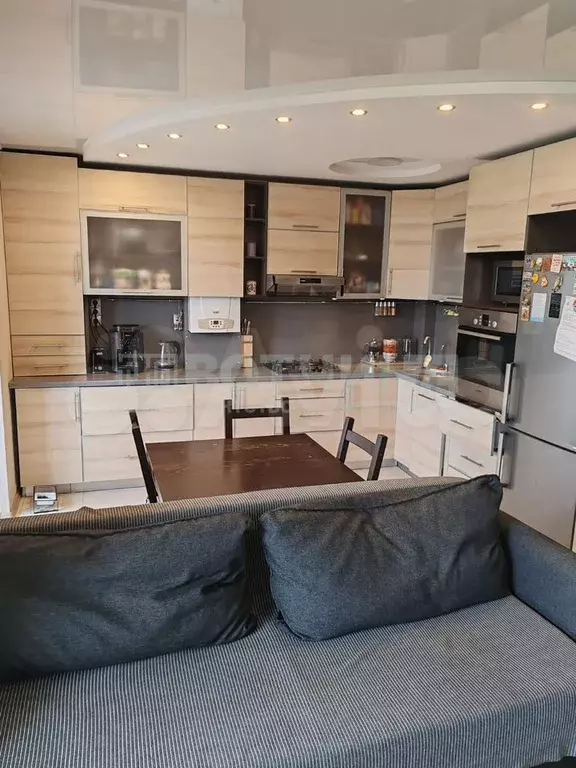3-к. квартира, 72,1 м, 2/3 эт. - Фото 1