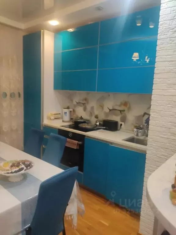 2-к кв. Санкт-Петербург ул. Русановская, 17к2 (64.2 м) - Фото 1