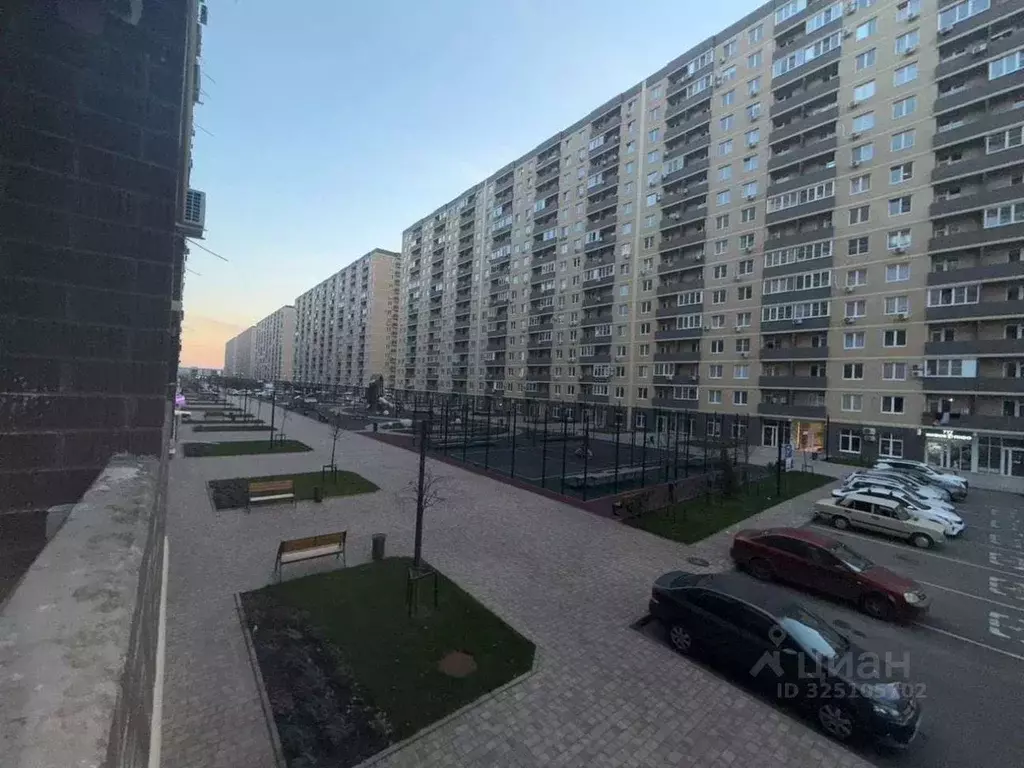 3-к кв. Краснодарский край, Краснодар ул. Летчика Позднякова, 2к21 ... - Фото 1