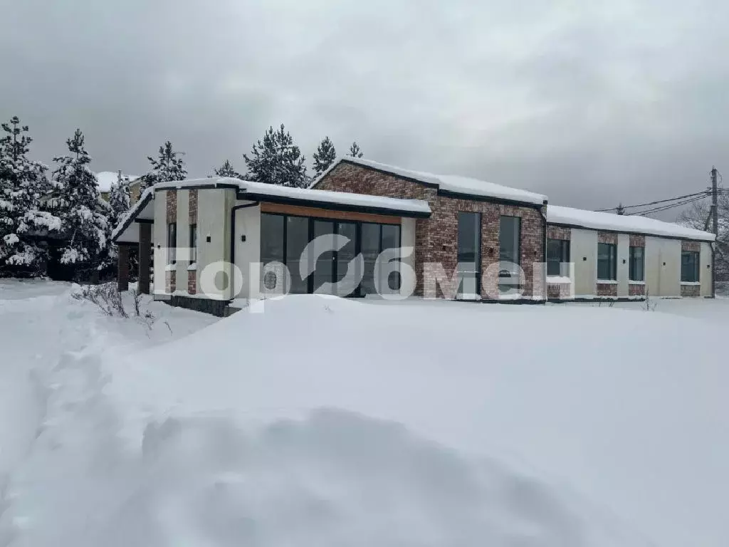 Продается дом в КП Петровский парк - Фото 1