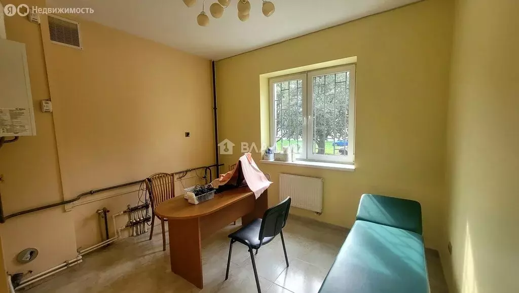 2-комнатная квартира: Калининград, Серпуховская улица, 35А (61.1 м) - Фото 0