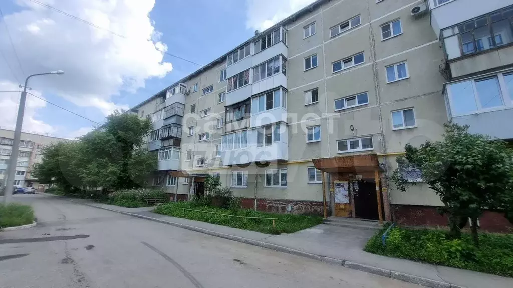 1-к. квартира, 28,5 м, 5/5 эт. - Фото 0