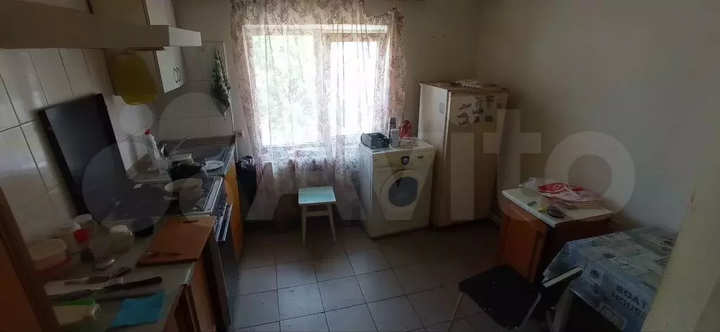 Комната 13 м в 2-к., 2/2 эт. - Фото 0