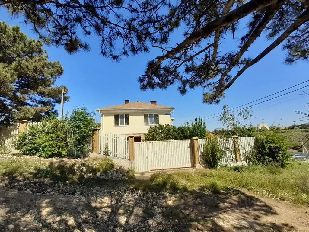 Дом в Севастополь ул. Почетная, 1 (175 м) - Фото 1