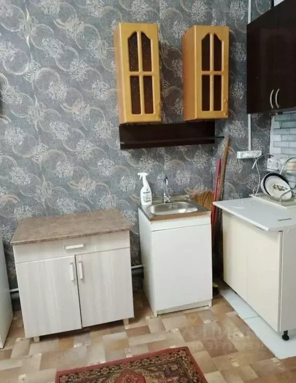 Комната Самарская область, Самара ул. Победы, 3 (19.0 м) - Фото 0