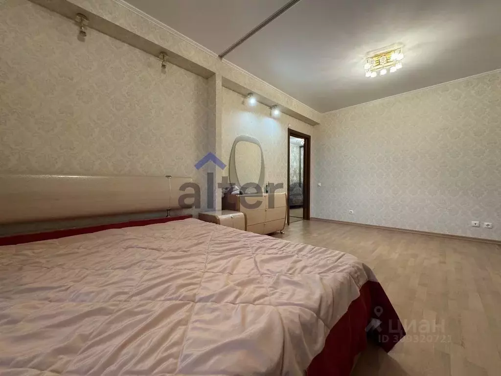 3-к кв. Татарстан, Казань Горки-3 мкр, ул. Дубравная, 43А (100.0 м) - Фото 1