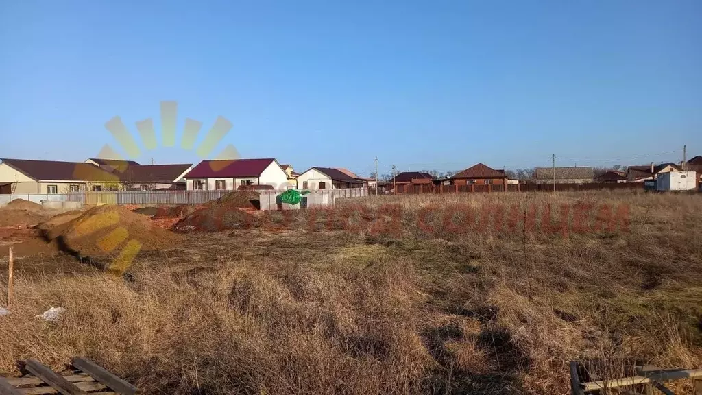 Участок в Краснодарский край, Ейское городское поселение, пос. ... - Фото 1