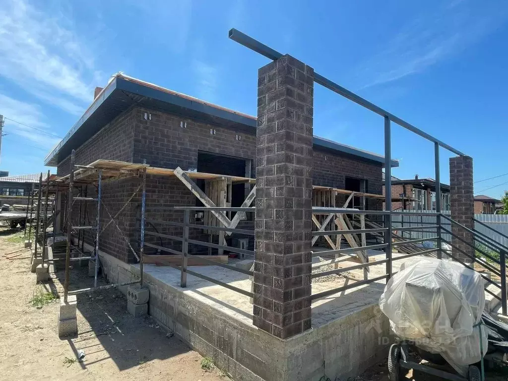 Дом в Краснодарский край, Темрюк Славянская ул. (140 м) - Фото 2