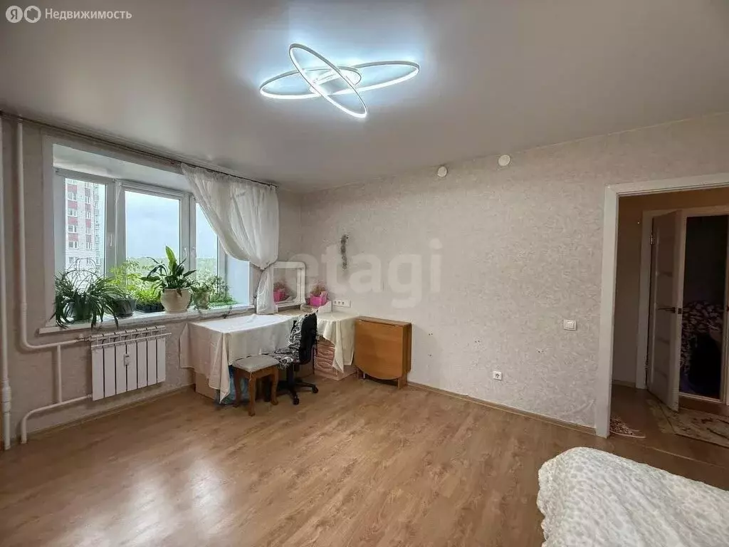 3-комнатная квартира: Вологда, улица Возрождения, 47 (80 м) - Фото 1