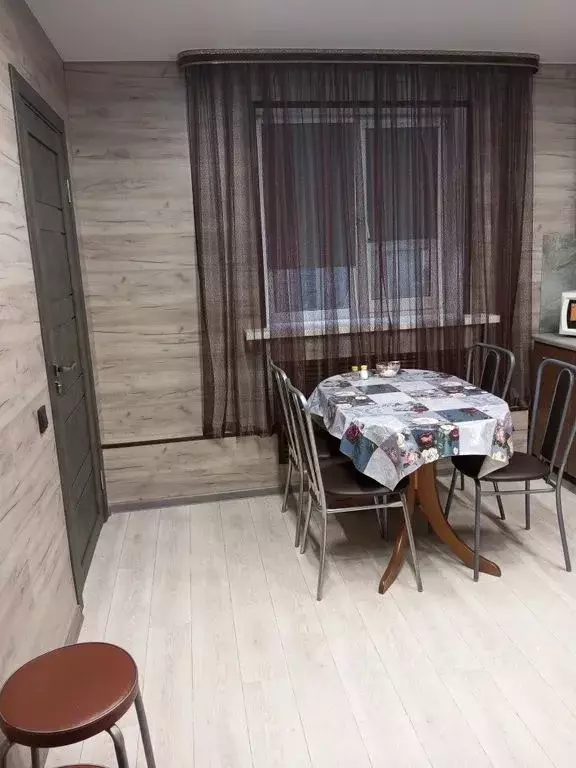 2-к кв. Тюменская область, Ишим проезд Большой Садовый, 7 (62.0 м) - Фото 1