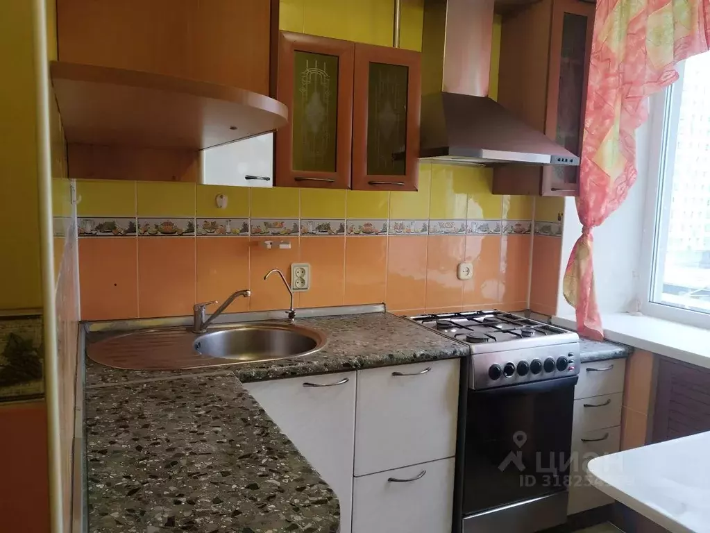 3-к кв. Пермский край, Пермь ул. Героев Хасана, 11А (49.3 м) - Фото 0