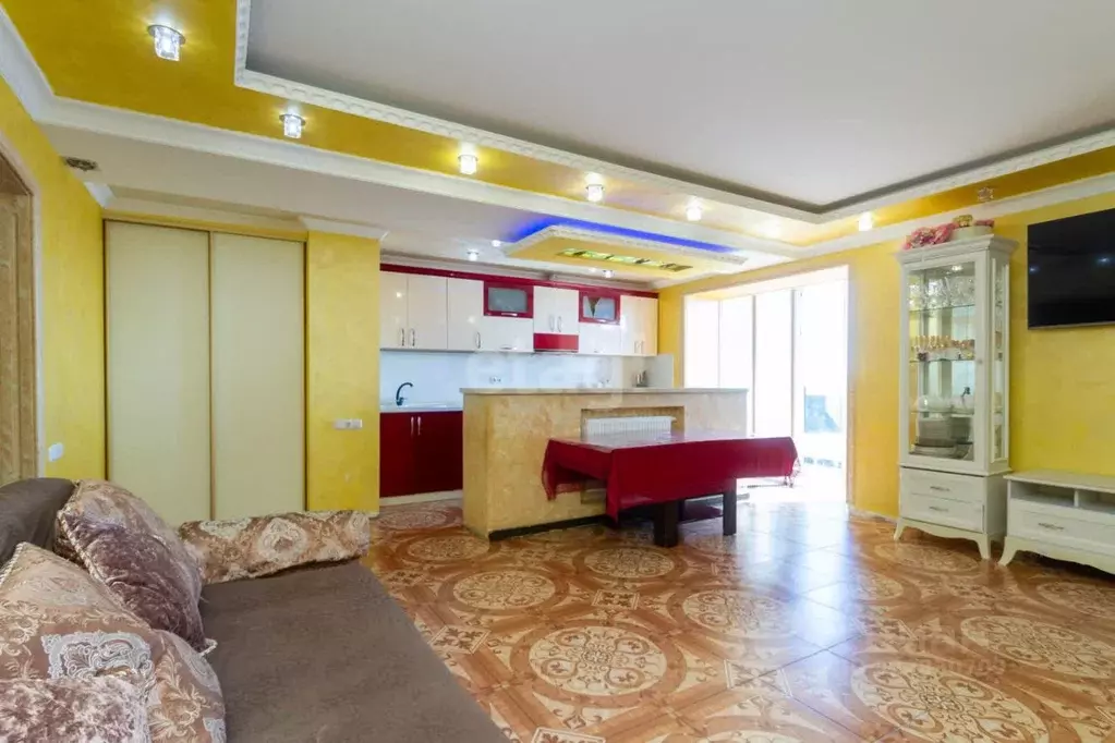 2-к кв. Ханты-Мансийский АО, Сургут Университетская ул., 11 (79.4 м) - Фото 1