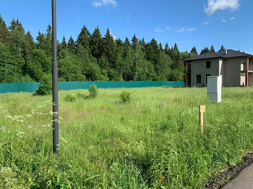 Участок в Москва Новофедоровское поселение, д. Архангельское, ул. ... - Фото 1