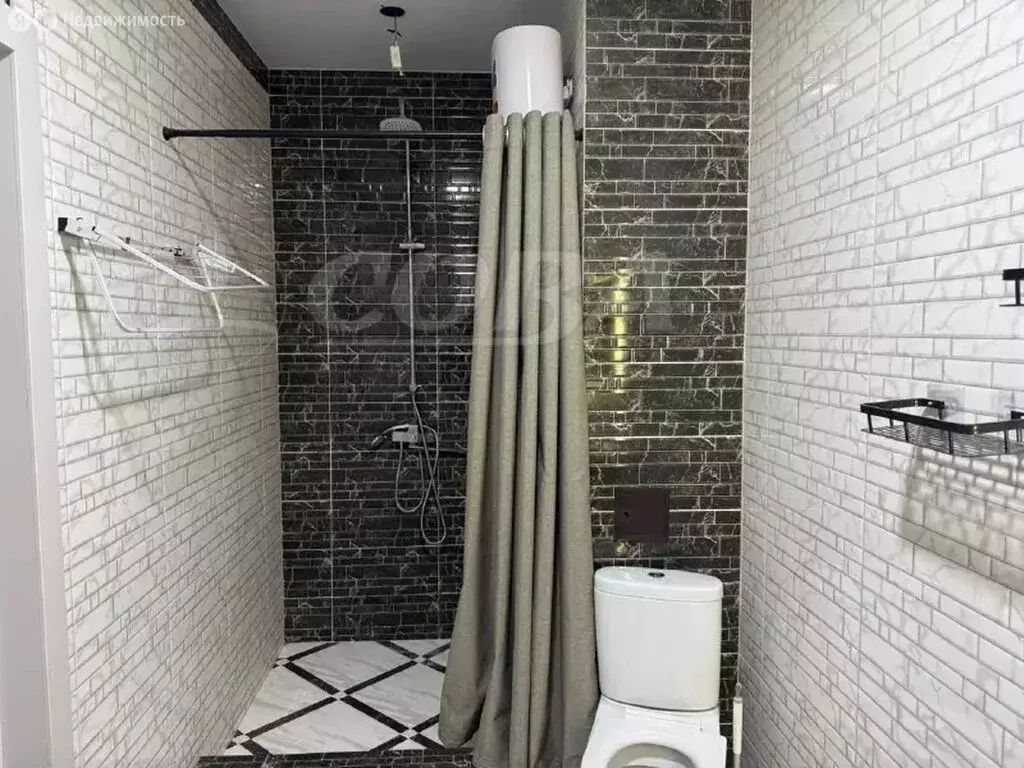 2-комнатная квартира: Махачкала, проспект Амет-хана Султана, 37 (52 м) - Фото 0