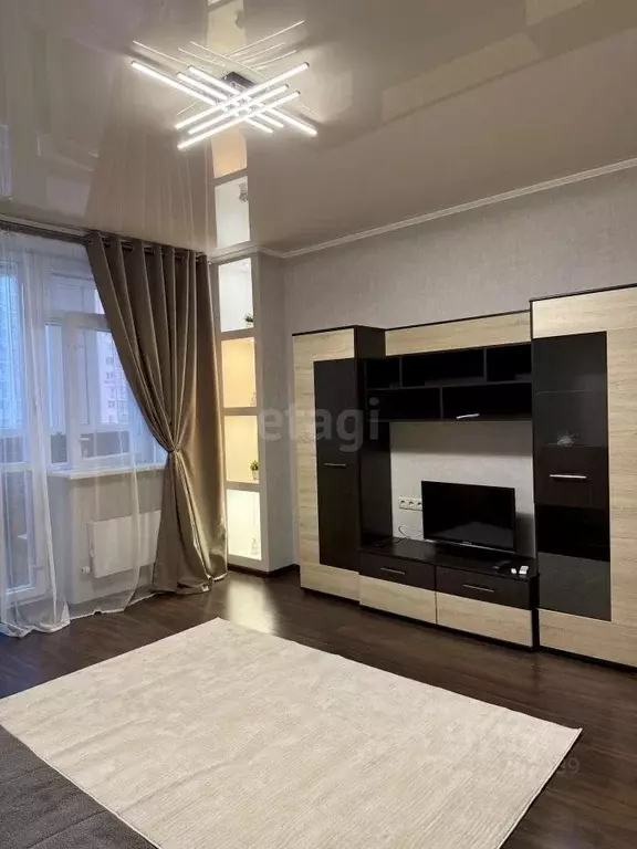 1-к кв. Тюменская область, Тюмень ул. Газовиков, 43 (43.6 м) - Фото 1