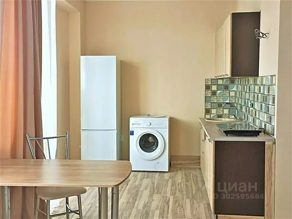 Студия Крым, Симферополь ул. Батурина (33.0 м) - Фото 1